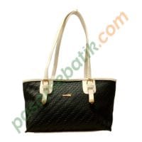 THE ARCHETYPE Executive Tote | Tas Selempang Kulit Premium Quilted | Akselerator Visual Status & Produktivitas